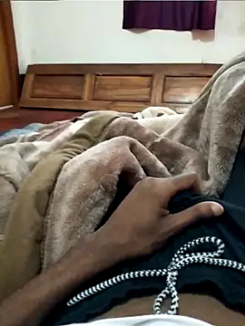 Snapshot of ravi707984 chatting on November 13, 9:08 am ravi707984 online show from November 13, 9:08 am