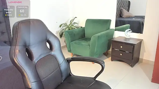 Snapshot of _maria_foxx_ chatting on October 27, 6:01 pm maria foxx online show from October 27, 6:01 pm