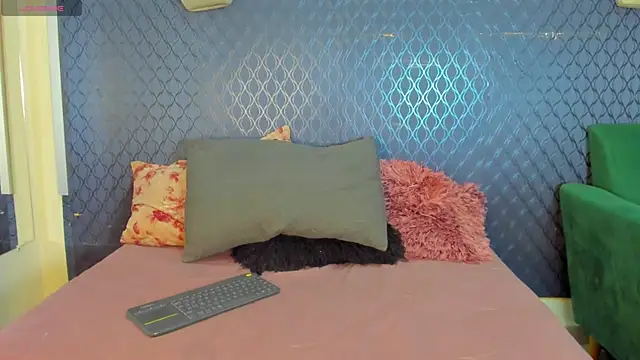 Snapshot of _maria_foxx_ chatting on November 20, 6:07 pm maria foxx online show from November 20, 6:07 pm