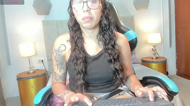  maria foxx  online show from December 15, 5:50 pm