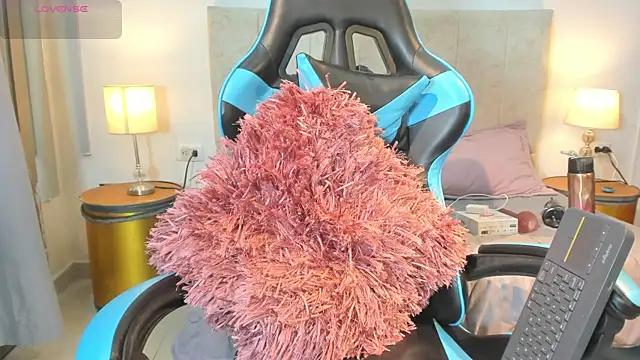  maria foxx  online show from February 4, 11:27 am