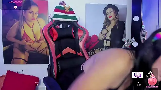 Snapshot of vaiolet_triana chatting on December 16, 2:16 pm vaiolet triana online show from December 16, 2:16 pm