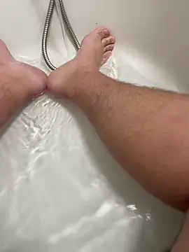 Snapshot of Hugo76578 chatting on October 9, 9:57 pm Hugo76578 online show from October 9, 9:57 pm