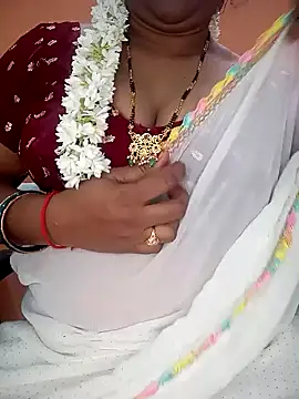 Snapshot of Sexy-Telugunayana2 chatting on December 14, 6:20 pm Sexy-Telugunayana2 online show from December 14, 6:20 pm