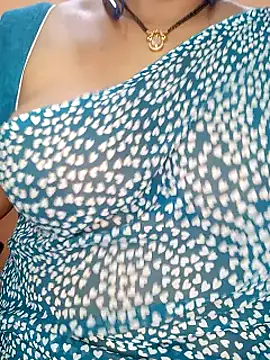 Snapshot of Sexy-Telugunayana2 chatting on February 6, 11:10 am Sexy-Telugunayana2 online show from February 6, 11:10 am