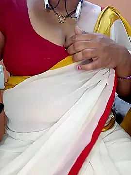 Snapshot of Sexy-Telugunayana2 chatting on February 13, 7:21 pm Sexy-Telugunayana2 online show from February 13, 7:21 pm