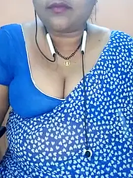 Snapshot of Sexy-Telugunayana2 chatting on March 13, 6:45 pm Sexy-Telugunayana2 online show from March 13, 6:45 pm