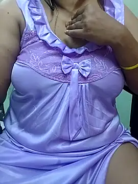 Snapshot of Sexy-Telugunayana2 chatting on June 28, 11:38 am Sexy-Telugunayana2 online show from June 28, 11:38 am