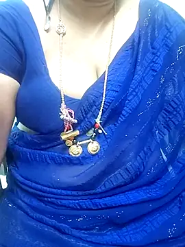 Snapshot of Sexy-Telugunayana2 chatting on July 1, 9:00 am Sexy-Telugunayana2 online show from July 1, 9:00 am