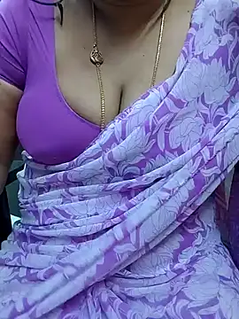 Snapshot of Sexy-Telugunayana2 chatting on July 13, 8:39 am Sexy-Telugunayana2 online show from July 13, 8:39 am