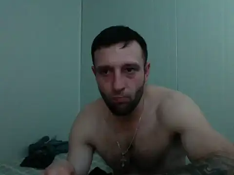 Snapshot of serjdj90 chatting on December 17, 8:37 pm serjdj90 online show from December 17, 8:37 pm