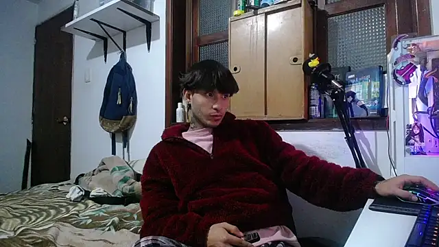 esjrobles online show from March 7, 12:37 am