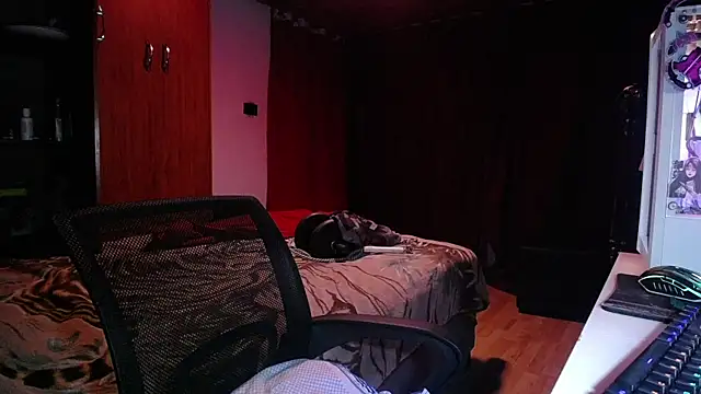 esjrobles online show from March 17, 5:45 am