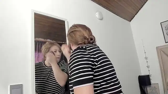 Snapshot of MonyCassius chatting on January 19, 12:31 pm MonyCassius online show from January 19, 12:31 pm