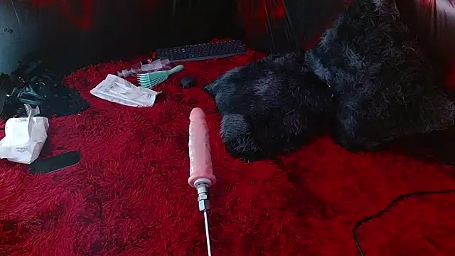 Raven Whisper online show from February 13, 11:58 pm