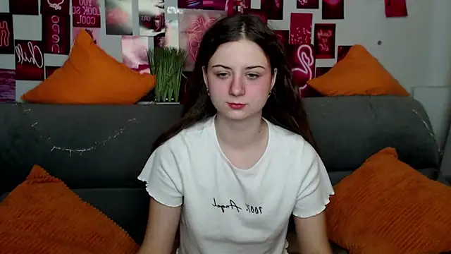 MilanaRoza online show from November 1, 5:53 am