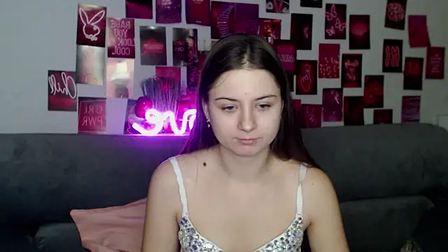 MilanaRoza online show from November 17, 2:12 pm