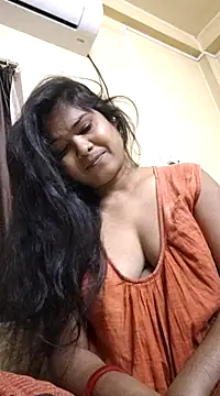 yoursweety09 online show from January 26, 2:03 am