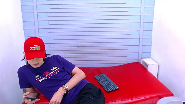 Eban Dustan online show from February 18, 10:47 pm