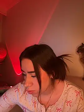 Im Valen Cute online show from November 26, 2:45 am