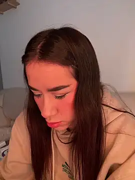 Im Valen Cute online show from June 7, 10:13 pm