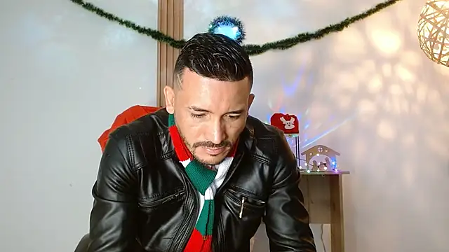 Reiko 85  online show from December 2, 3:18 pm