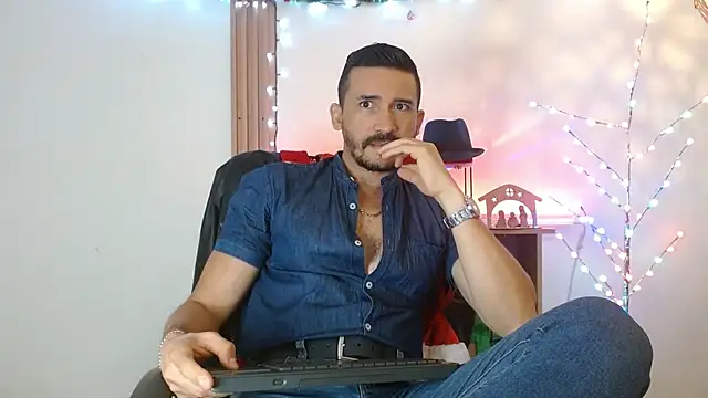 Reiko 85  online show from December 19, 2:46 pm