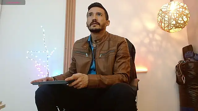 Reiko 85  online show from January 15, 2:32 pm