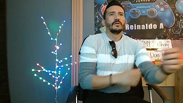 Reiko 85  online show from April 10, 2:22 pm