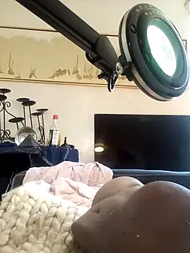 Snapshot of Cumhrd777 chatting on September 23, 7:28 pm Cumhrd777 online show from September 23, 7:28 pm