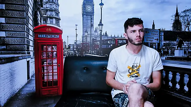 Snapshot of threesome_sexy_hot chatting on January 19, 10:17 am threesome sexy hot online show from January 19, 10:17 am