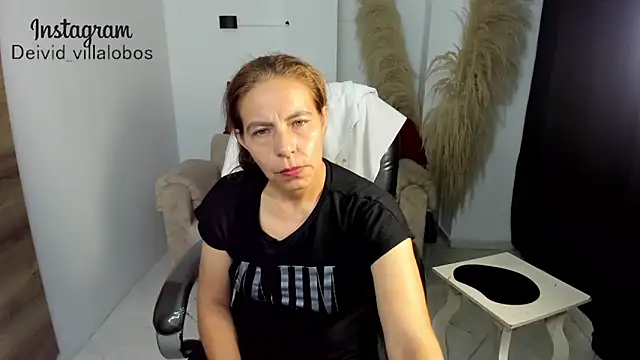 Milf karlye online show from January 31, 10:52 pm