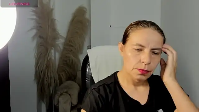 Milf karlye online show from April 15, 1:56 am