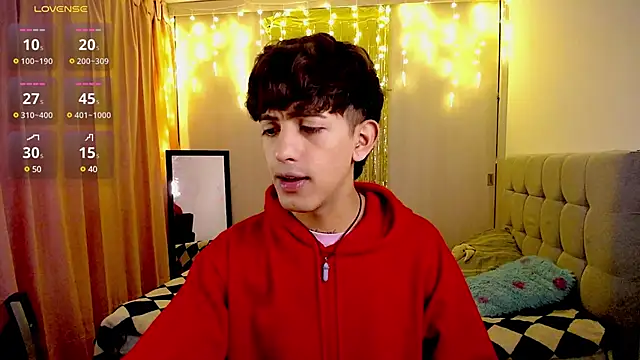 Snapshot of teobowny_ chatting on December 30, 10:12 pm teobowny online show from December 30, 10:12 pm