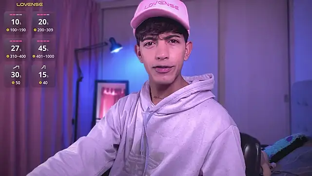 Snapshot of teobowny_ chatting on January 24, 1:25 pm teobowny online show from January 24, 1:25 pm