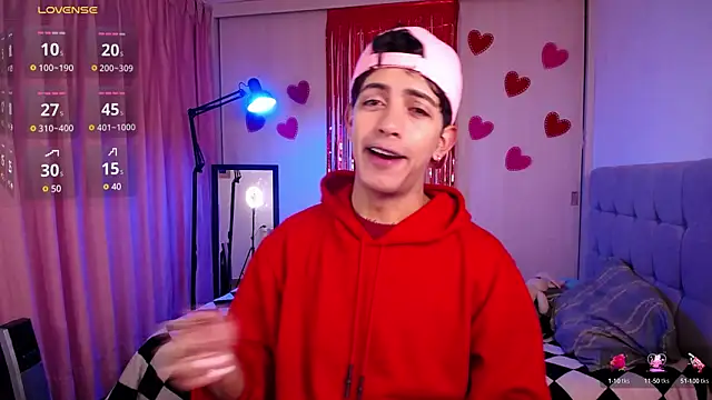 Snapshot of teobowny_ chatting on February 15, 4:23 pm teobowny online show from February 15, 4:23 pm