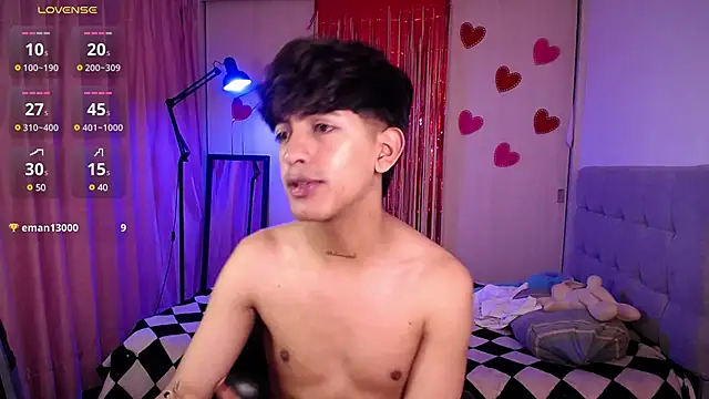 Snapshot of teobowny_ chatting on February 21, 4:37 pm teobowny online show from February 21, 4:37 pm