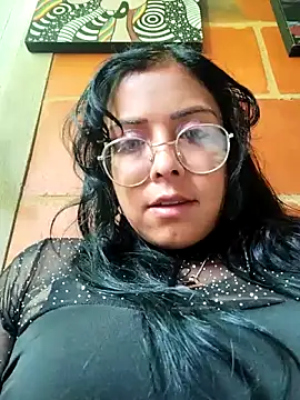 Vanessagirld online show from April 4, 7:33 pm