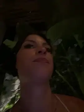 Snapshot of navywildxxx chatting on February 21, 7:45 am navywildxxx online show from February 21, 7:45 am