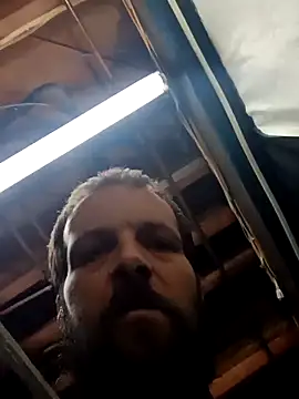 Whipit323 online show from March 7, 6:27 pm