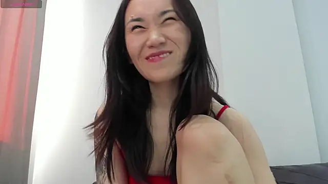 aenie online show from February 21, 8:51 am