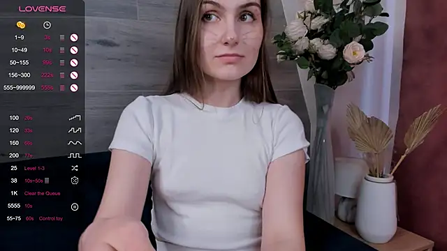 MariamBluitt online show from December 6, 4:58 am