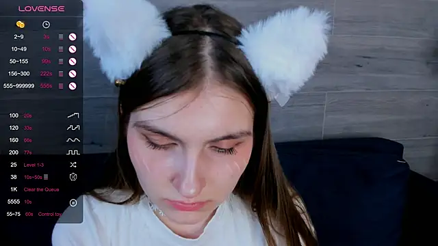 MariamBluitt online show from December 10, 8:30 am