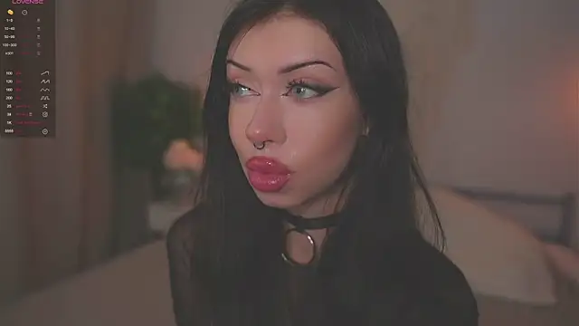 Snapshot of Devilsss_toy chatting on September 10, 3:45 pm Devilsss toy online show from September 10, 3:45 pm