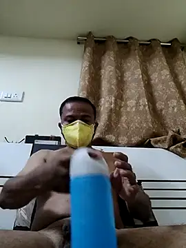 Snapshot of Punekarmanoj97 chatting on March 18, 10:48 pm Punekarmanoj97 online show from March 18, 10:48 pm