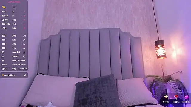 Snapshot of Alahia_Baiter chatting on March 2, 12:01 pm Alahia Baiter online show from March 2, 12:01 pm