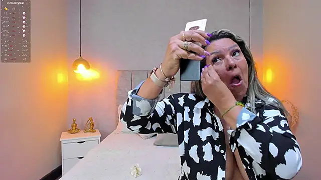 Snapshot of tutu_milf chatting on February 8, 6:55 pm tutu milf online show from February 8, 6:55 pm