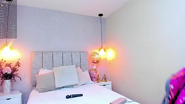 Snapshot of tutu_milf chatting on February 23, 1:10 pm tutu milf online show from February 23, 1:10 pm