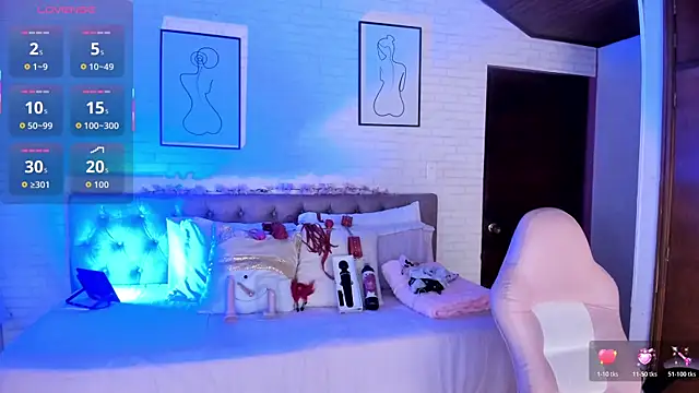 Snapshot of Kitty_Pam chatting on December 18, 8:26 pm Kitty Pam online show from December 18, 8:26 pm