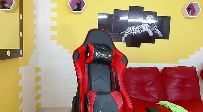 mau elixxx online show from January 31, 5:09 am